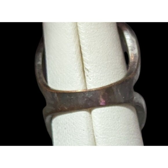 Elegant Glam Silver Tone Rhinestone Crossover Ring Size 6 1/2 - Picture 8 of 12